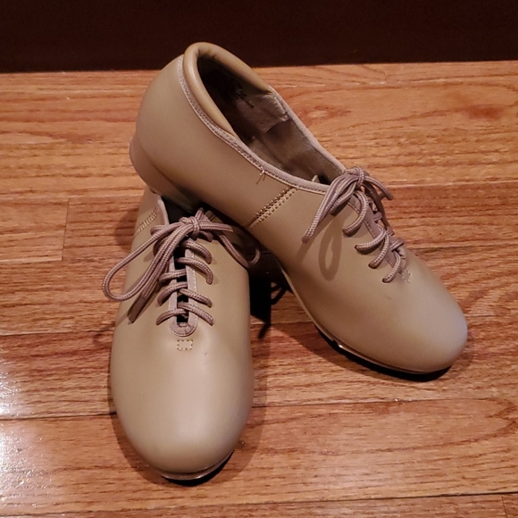 Girls balera tap shoes